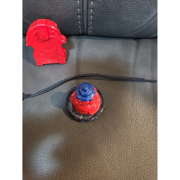 Beyblade XTS X-05 Tornado Destroyer Hasbro Tornado Battlers with Launcher - Picture 5 of 5